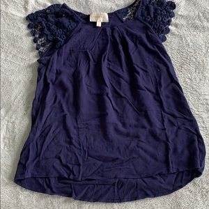 Skies are blue blouse with lace sleeves